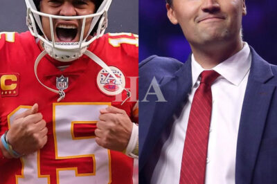 In a Stunning Move, Patrick Mahomes Leads a Halftime Gesture That Redefines What It Means to Play for Something Bigger Than Football.