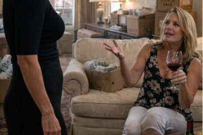 THEY DRANK WINE IN YOUR LIVING ROOM WHILE YOUR HUSBAND WAS STILL IN THE GROUND… BUT THE NEW KEY IN HER HAND, THE BLUE FOLDER ON YOUR TABLE, AND ONE LOCKED DOOR TURNED YOUR SISTER-IN-LULE’S LITTLE VICTORY INTO A TEN-SECOND DISASTER