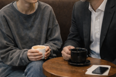 YOU WORE YOUR WORST CLOTHES TO SABOTAGE A BLIND DATE… THEN THE BILLIONAIRE ACROSS THE TABLE LOOKED AT YOU LIKE YOU WERE THE BEST THING HE’D SEEN IN YEARS